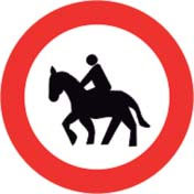 circulación prohibida: a los animales de silla o montura