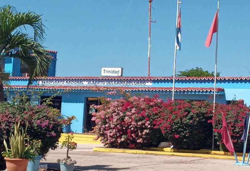 El Aeropuerto Nacional Alberto Delgado Delgado es uno de los más antiguos de Cuba y atesora una valiosa historia.